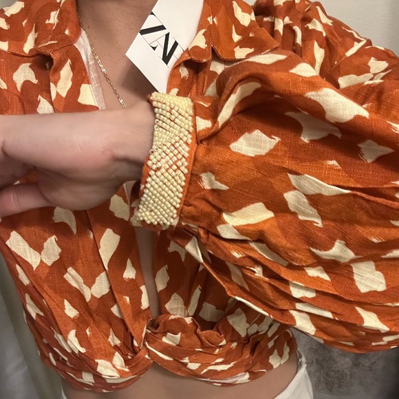 Zara Relaxed Crop Blouse in Brown and Orange with Notched Collar - Picture 2 of 14